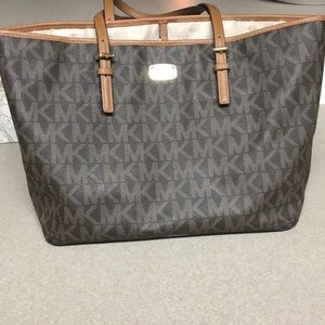 MK Tote/purse
